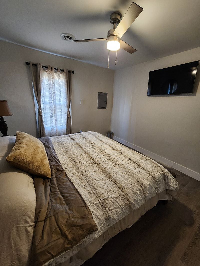 Furnished Finder property 409136_2 photo 6
