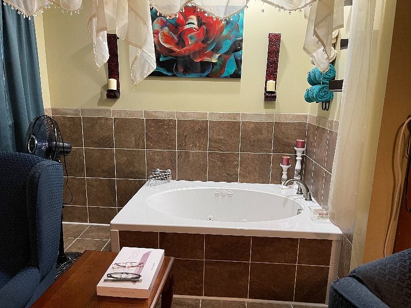 Furnished Finder property 409220_1 photo 6