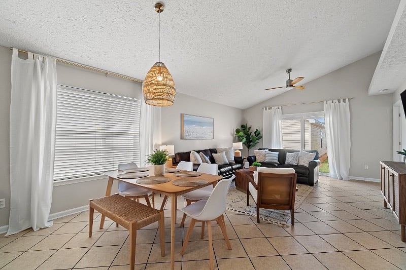 Furnished Finder property 409237_1 photo 17