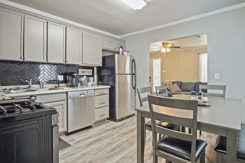 Furnished Finder property 409239_1 photo 15