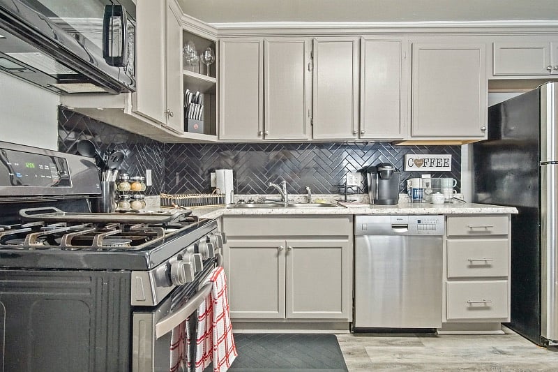 Furnished Finder property 409239_1 photo 18
