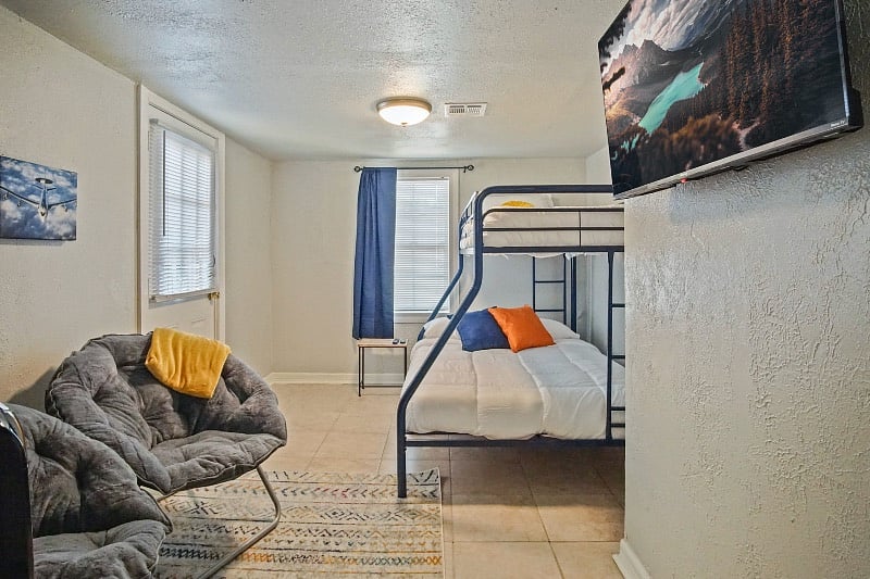 Furnished Finder property 409239_1 photo 21