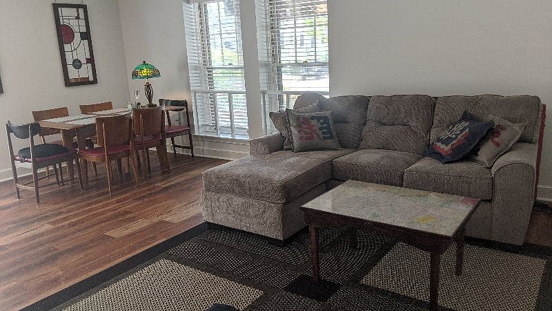 Furnished Finder property 409294_1 photo 3