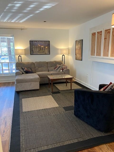Furnished Finder property 409294_1 photo 4