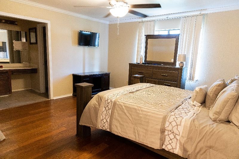 Furnished Finder property 409315_1 photo 3