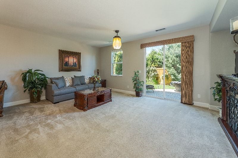 Furnished Finder property 409344_1 photo 12