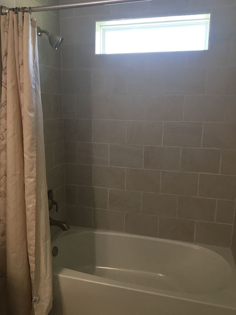 Furnished Finder property 409400_1 photo 4