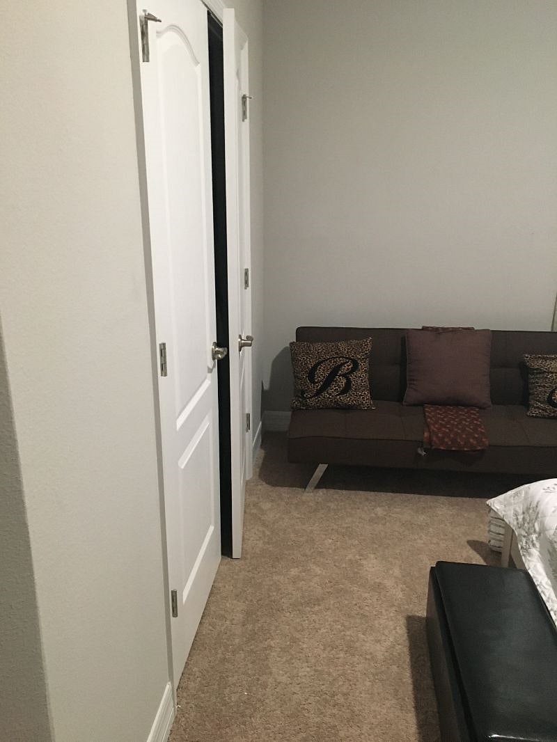 Furnished Finder property 409400_1 photo 2