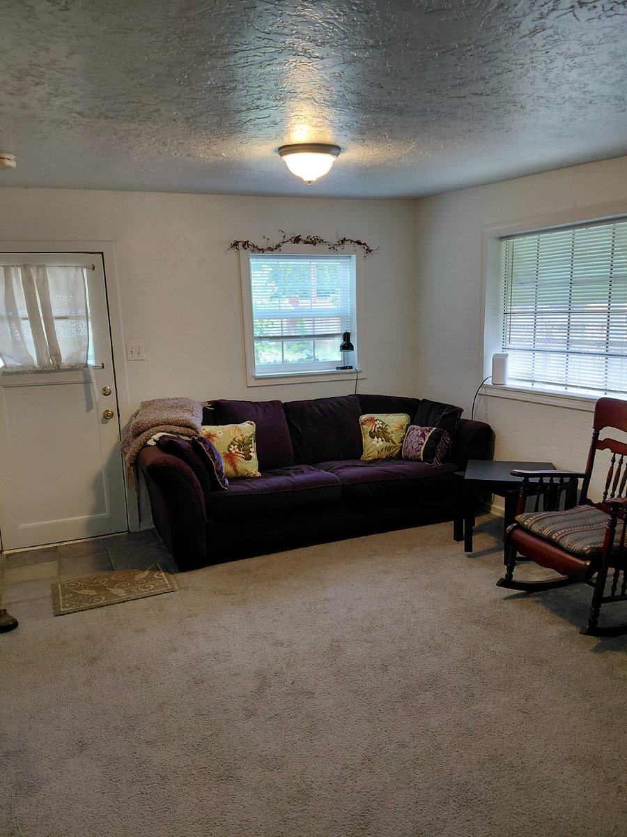 Furnished Finder property 409409_1 photo 6