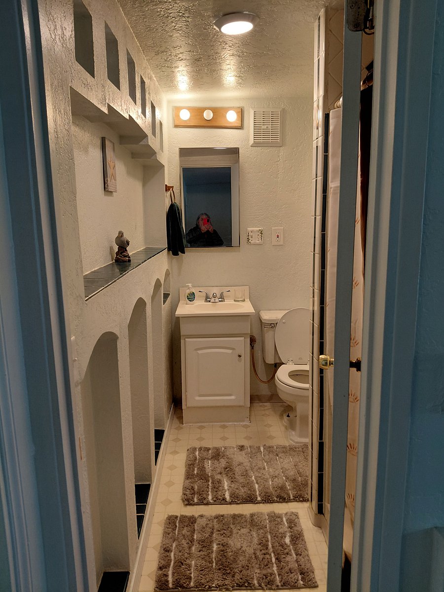 Furnished Finder property 409409_1 photo 16