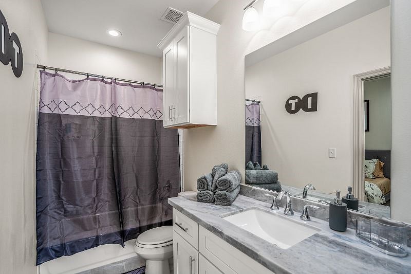 Furnished Finder property 409459_1 photo 17
