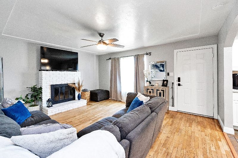 Furnished Finder property 409492_1 photo 8