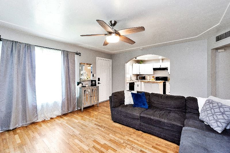 Furnished Finder property 409492_1 photo 9