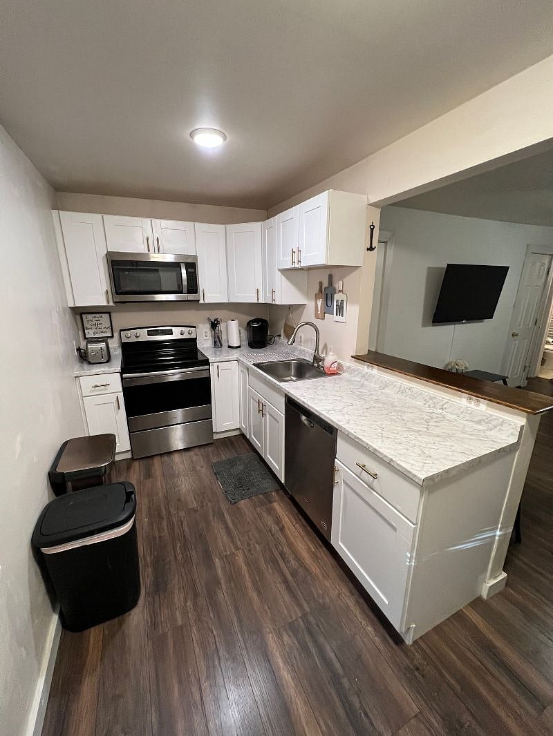 Furnished Finder property 409547_1 photo 17