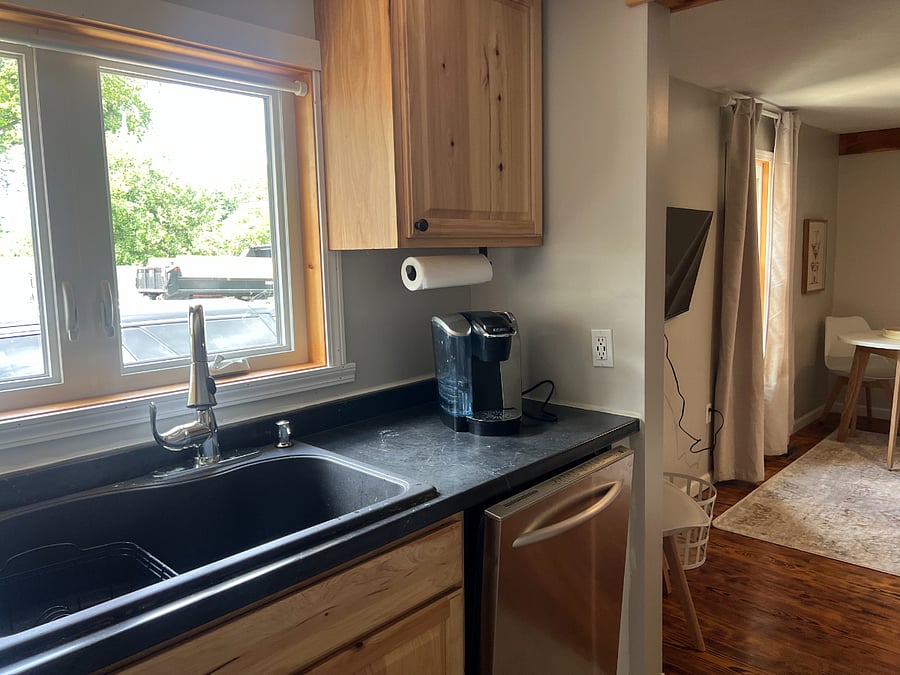Furnished Finder property 409591_3 photo 5