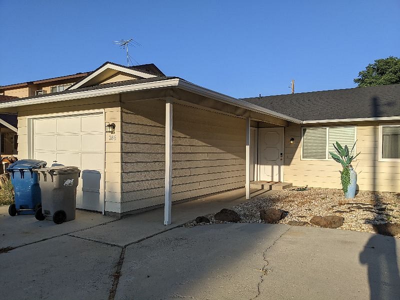 Furnished Finder property 409593_1 photo 12