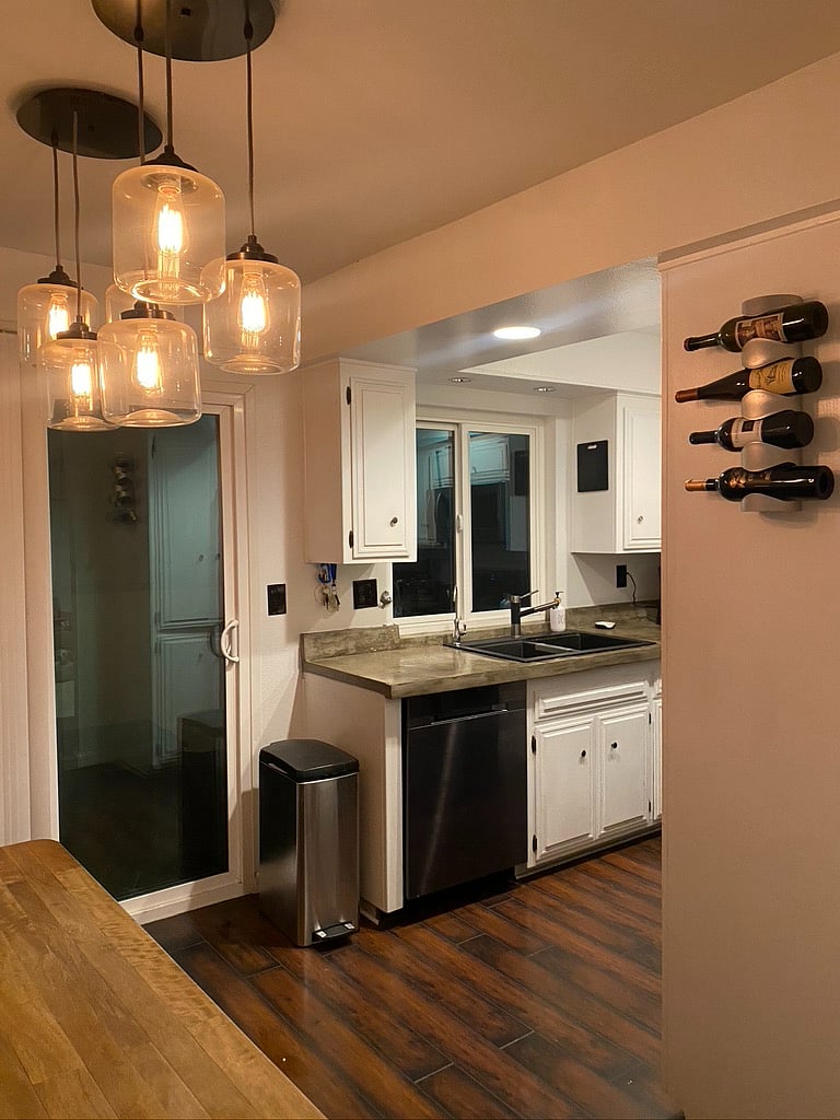 Furnished Finder property 409601_1 photo 11