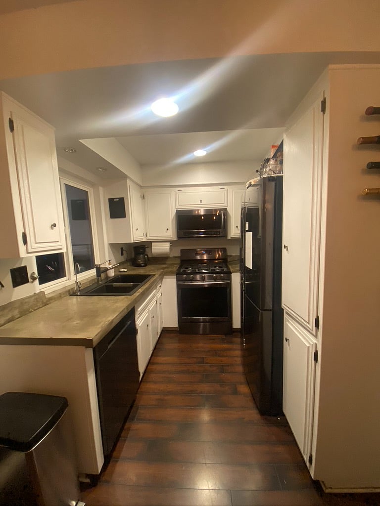 Furnished Finder property 409601_1 photo 12