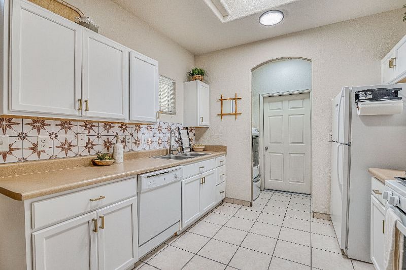 Furnished Finder property 409611_1 photo 6