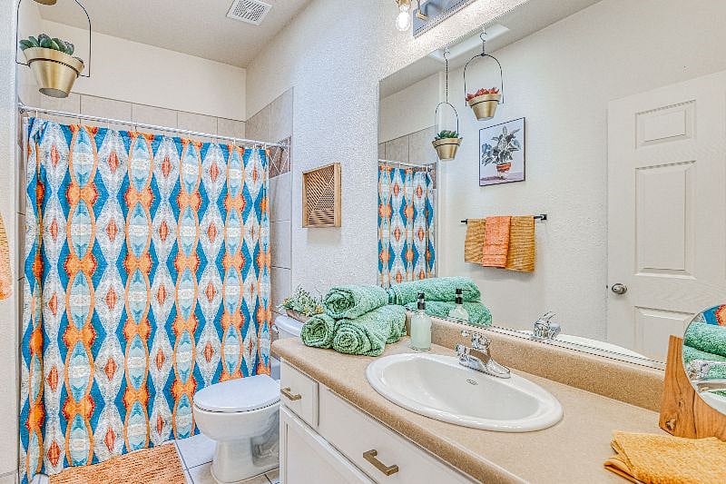 Furnished Finder property 409611_1 photo 11