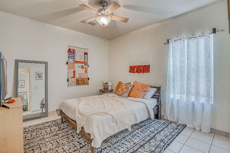 Furnished Finder property 409611_1 photo 18