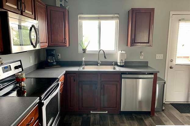 Furnished Finder property 409763_1 photo 10