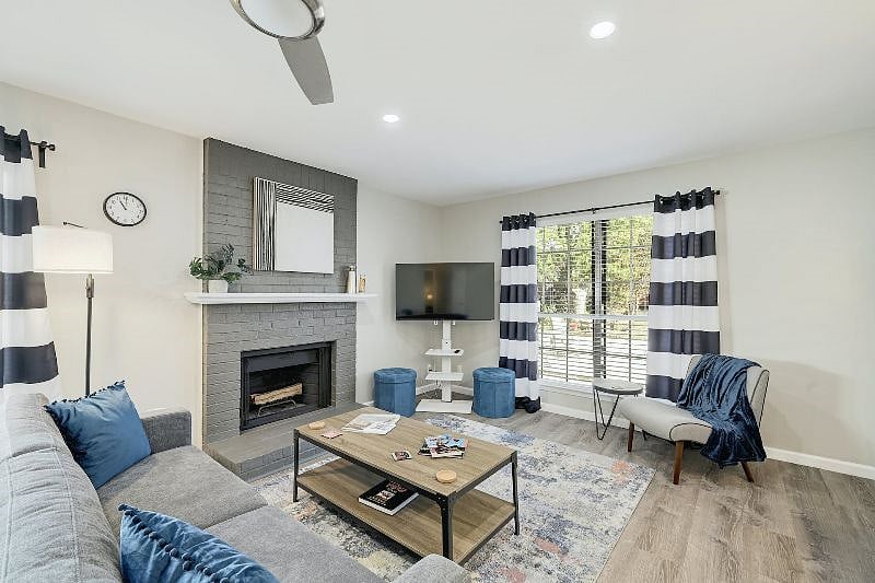 Furnished Finder property 409780_1 photo 3