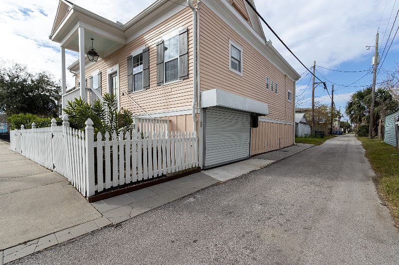Furnished Finder property 409800_1 photo 10