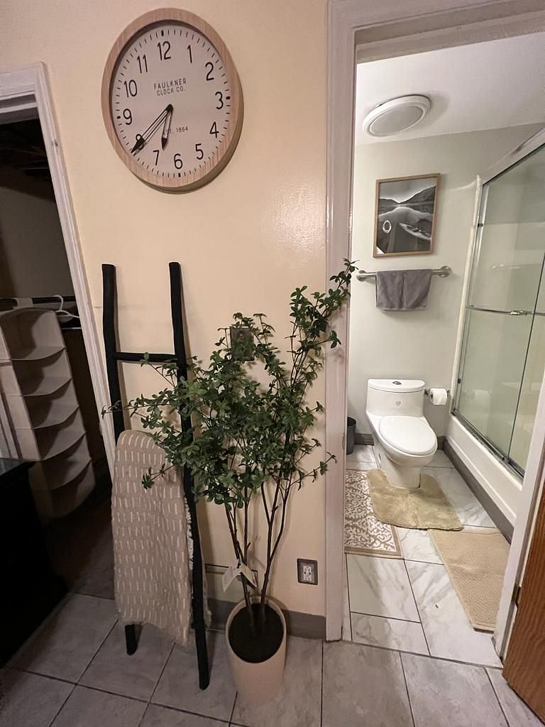 Furnished Finder property 409825_1 photo 16