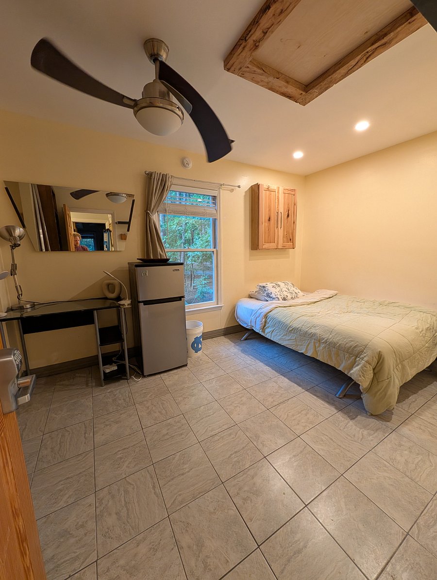 Furnished Finder property 409825_1 photo 16