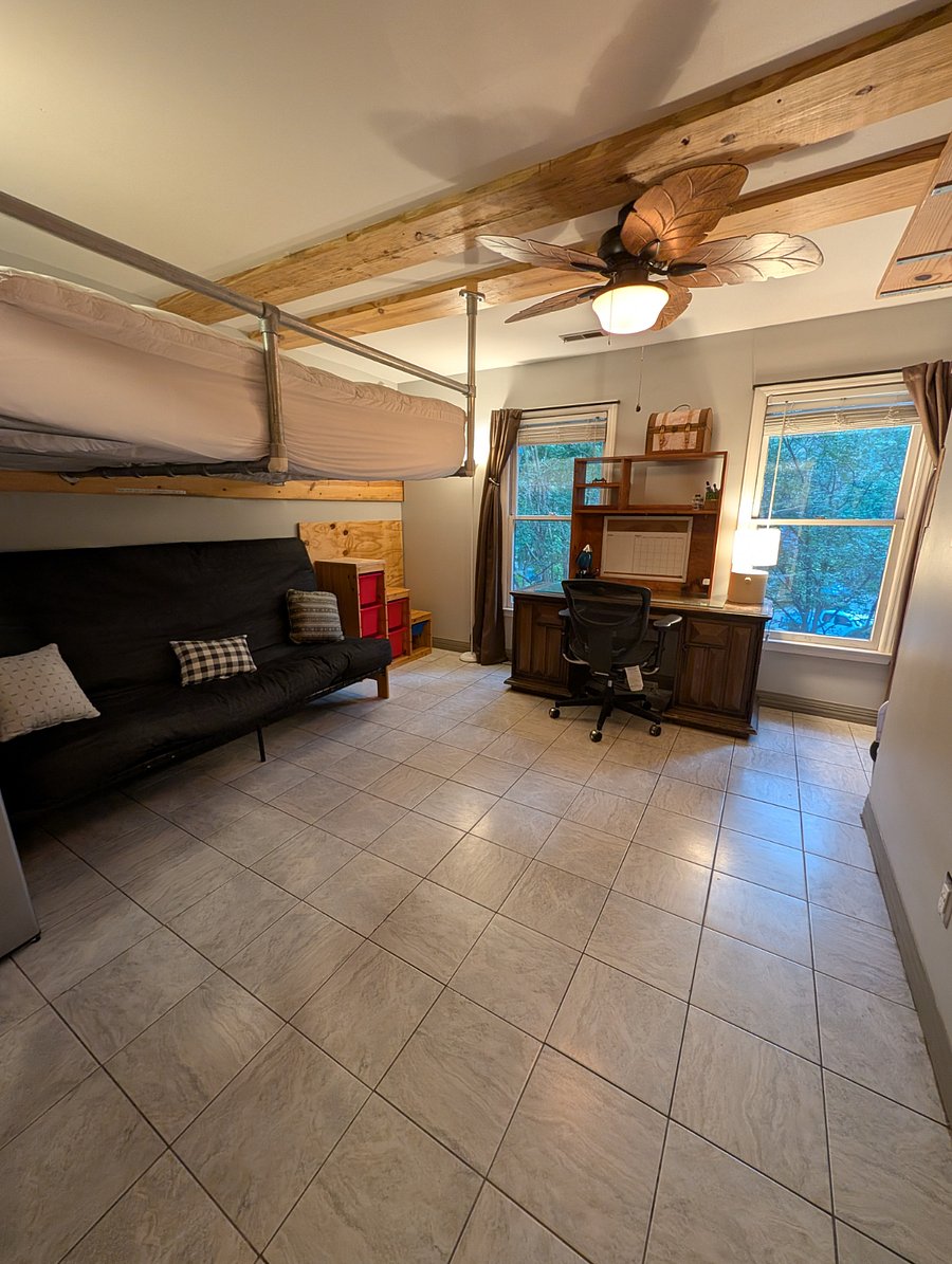 Furnished Finder property 409825_1 photo 31