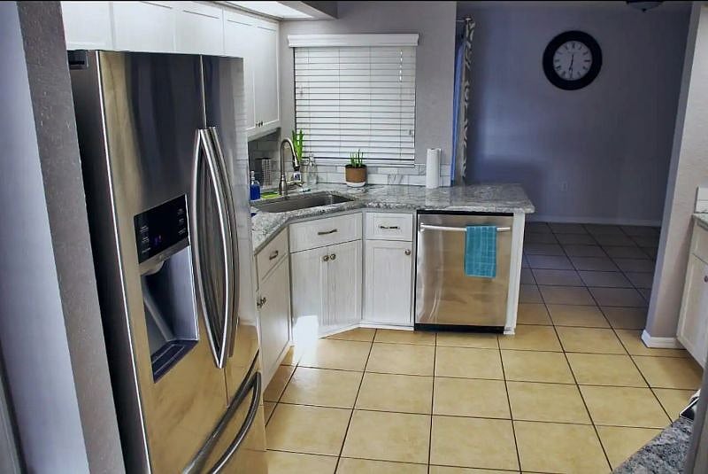 Furnished Finder property 409852_1 photo 4