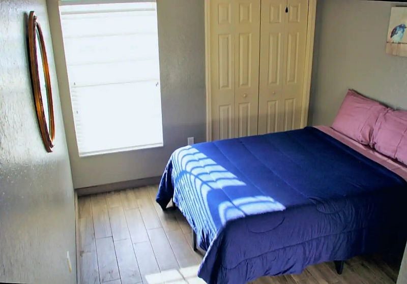 Furnished Finder property 409852_1 photo 11