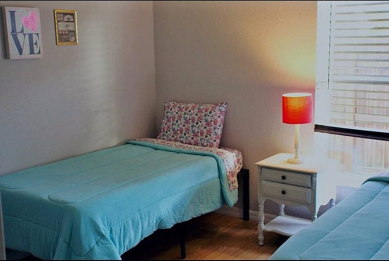 Furnished Finder property 409852_1 photo 15