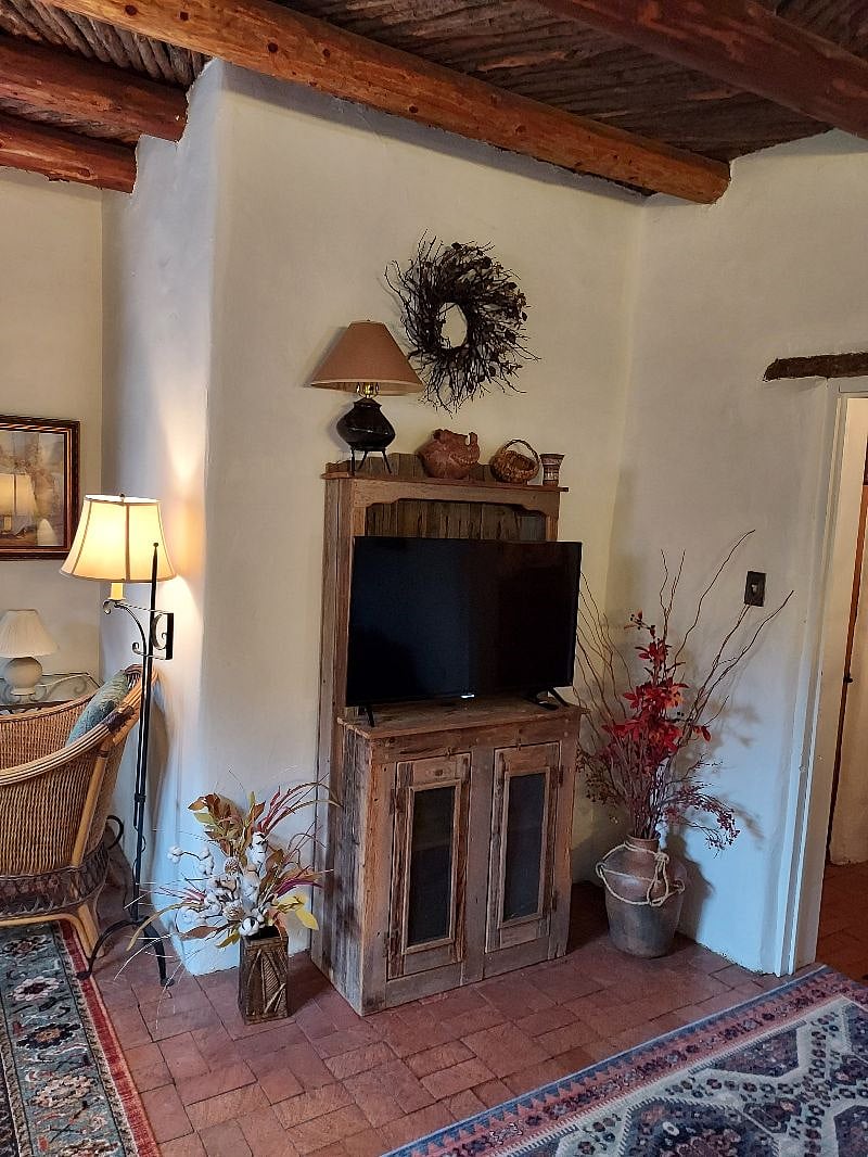 Furnished Finder property 409855_1 photo 17