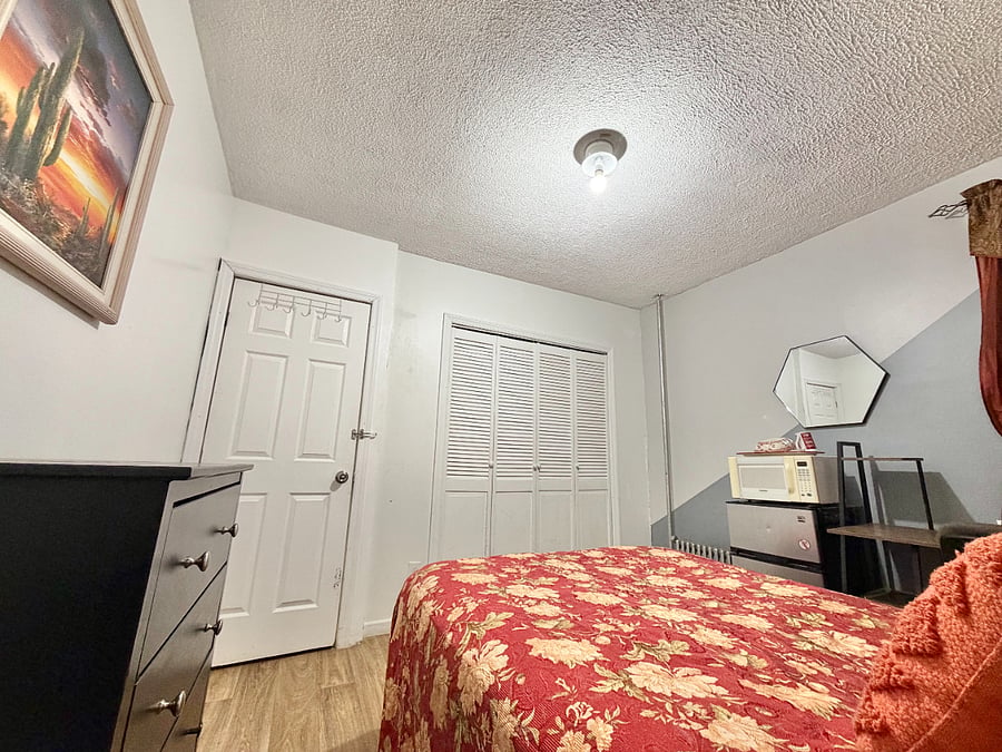 Furnished Finder property 409897_2 photo 4
