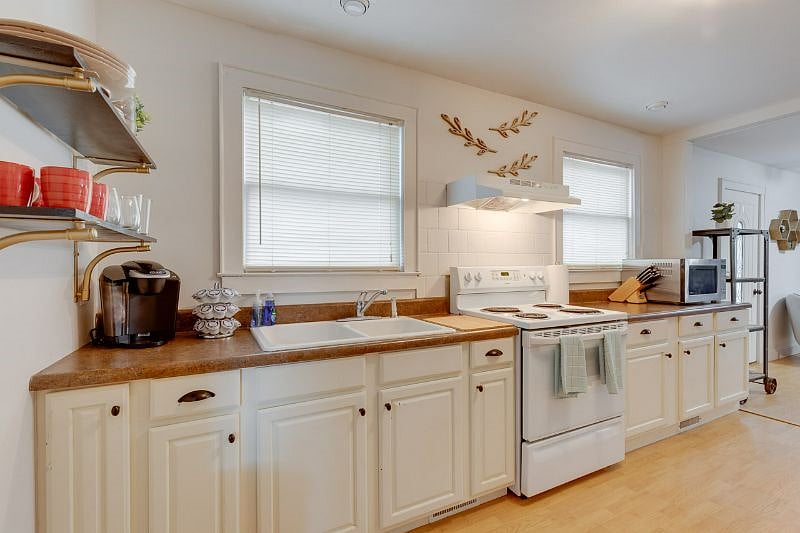 Furnished Finder property 409964_1 photo 6