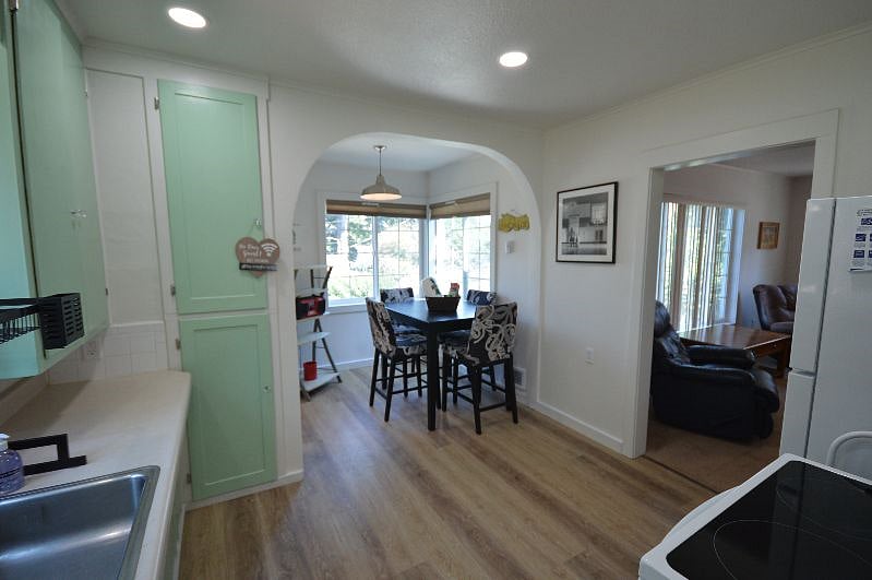 Furnished Finder property 409969_1 photo 8