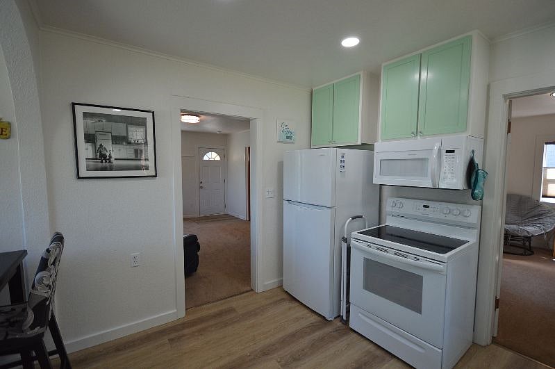 Furnished Finder property 409969_1 photo 10