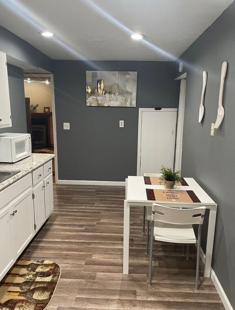 Furnished Finder property 409982_1 photo 12