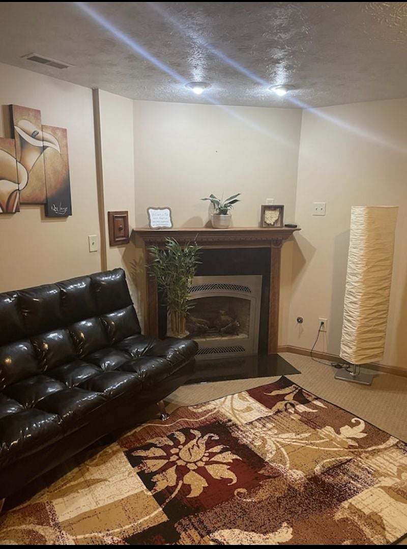 Furnished Finder property 409982_1 photo 8