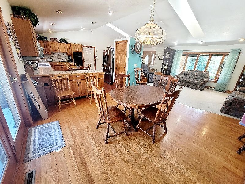Furnished Finder property 409990_1 photo 10