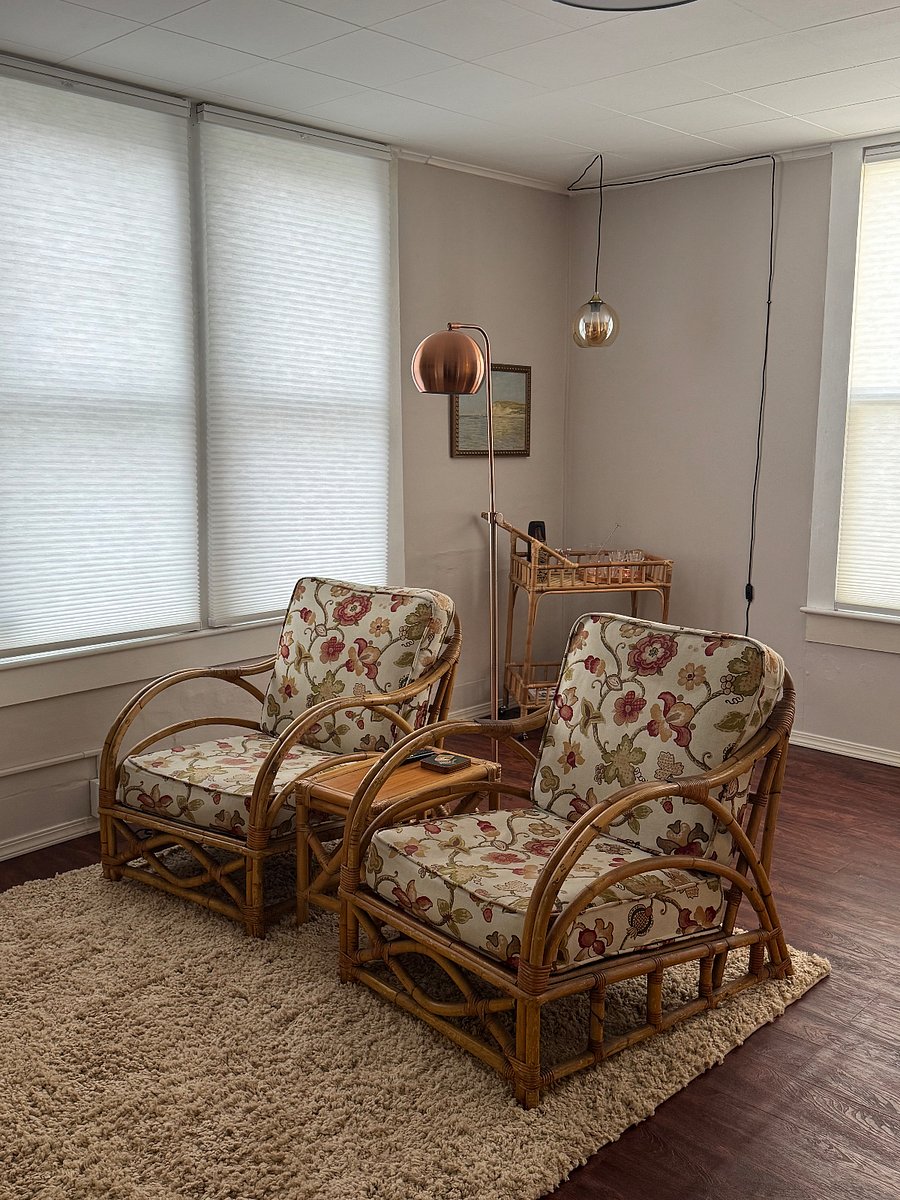 Furnished Finder property 410003_1 photo 4