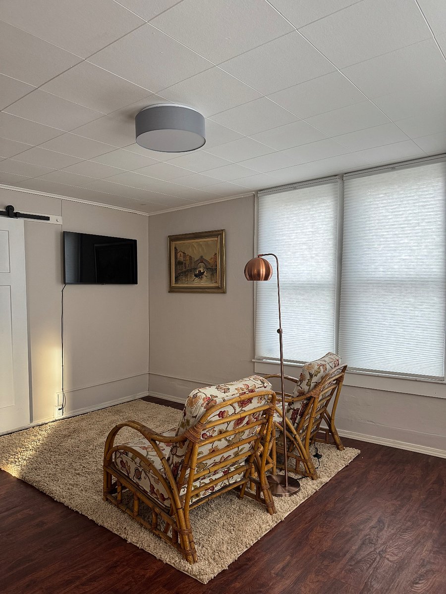 Furnished Finder property 410003_1 photo 5