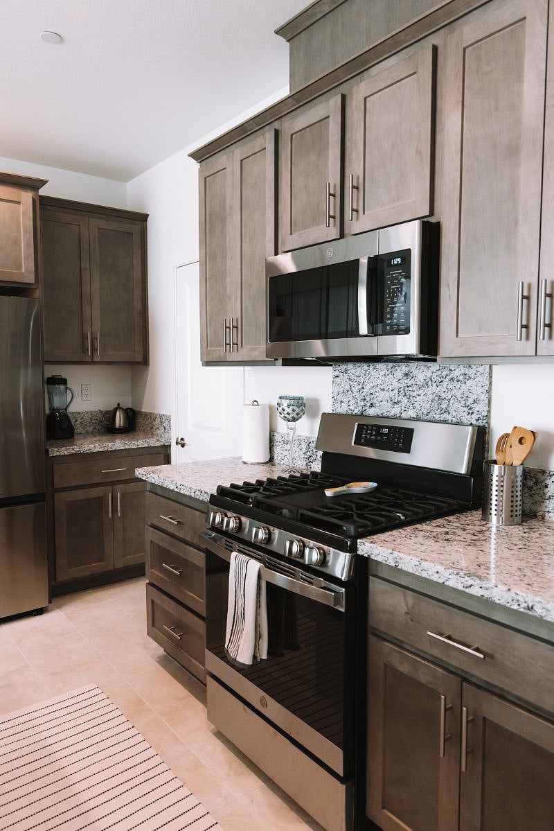 Furnished Finder property 410009_1 photo 9