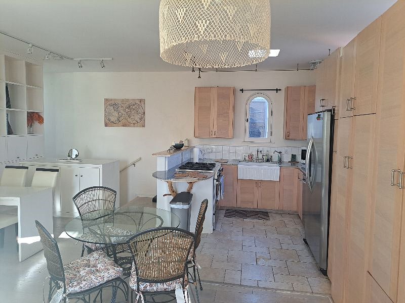 Furnished Finder property 410099_1 photo 6
