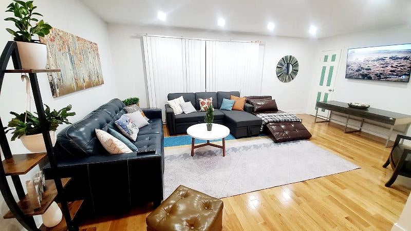Furnished Finder property 410105_1 photo 7
