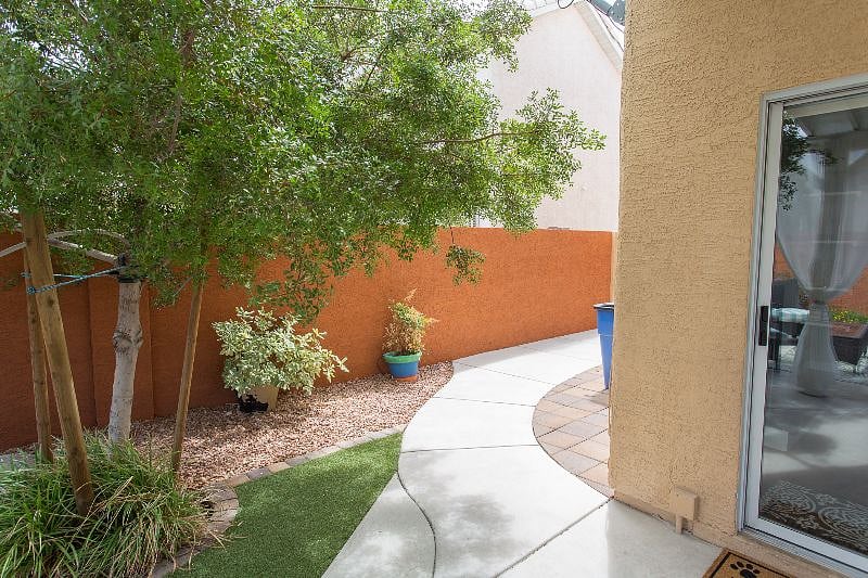 Furnished Finder property 410163_1 photo 5