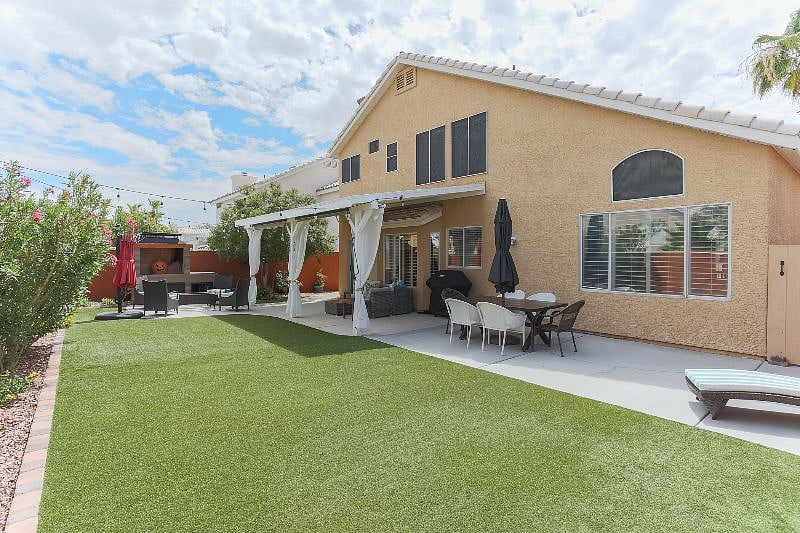 Furnished Finder property 410163_1 photo 9