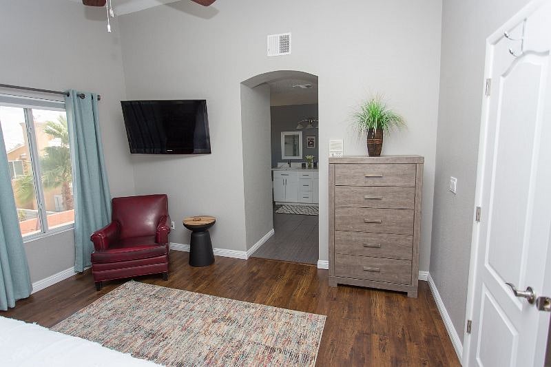 Furnished Finder property 410163_1 photo 45